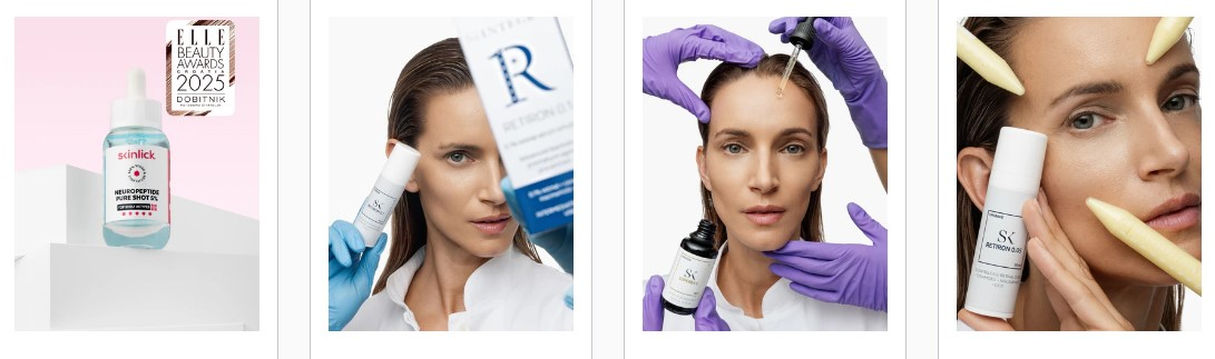 Žena drži kozmetiku uz lice u plavim rukavicama