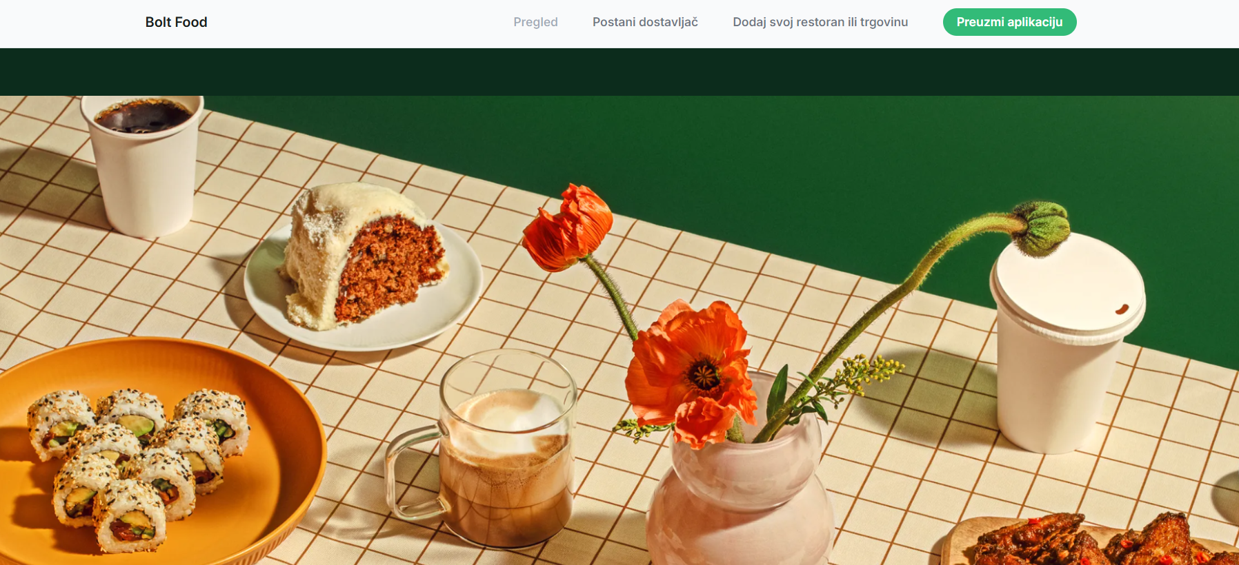 lijepo aranžiran stol