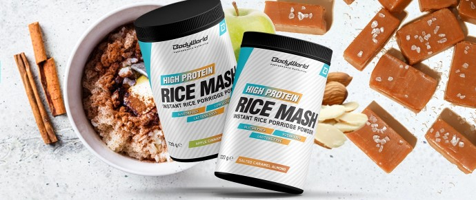 Dva proteina u ambalaži ispred obroka od riže u zdjeli
